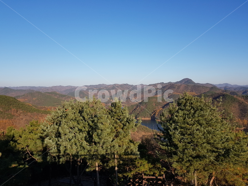 청남대,대청호,가을청남대,청남대가을,청남대단풍,대청호가을,대청호단풍,대청호수,호수,파란하늘,맑은하늘,하늘,산