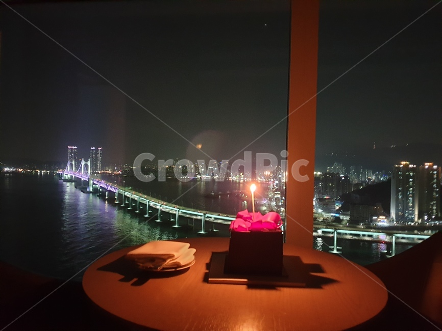 waterfront,워터프론트,water,물,야경,sky,다리,기념일,케이크,이벤트