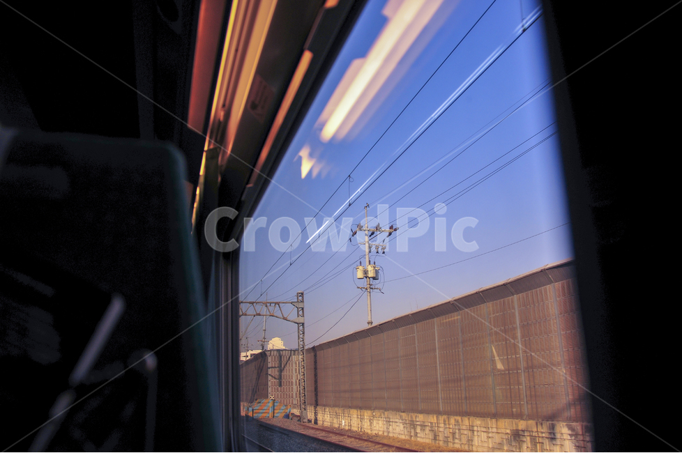 열차,기차,차창,창밖풍경,ktx,창문,교통,교통수단,traffic,transportation