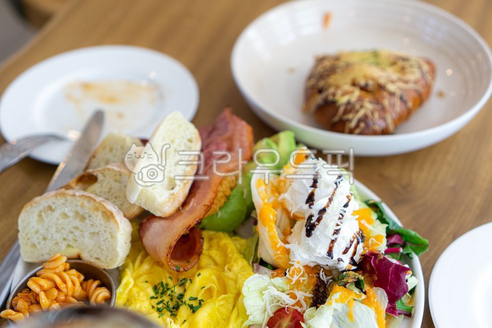 brunch,brunch menu,brunch cafe,meal,brunch,brunch cafe,bread,dish