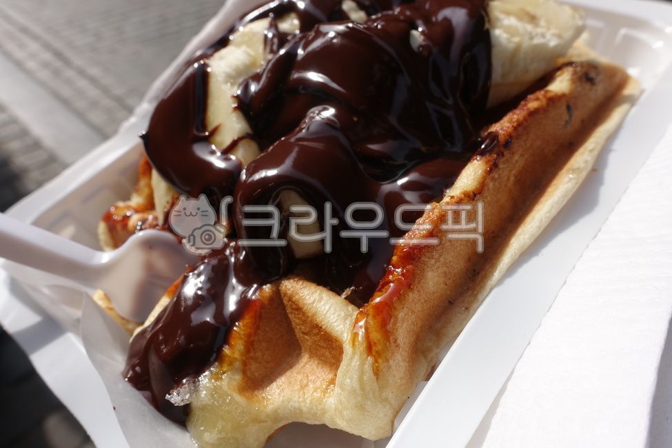 chocolatewaffle,snack,Chocolate,fork,dessert,waffle,Choco,Chocolate Waffle,chocolate