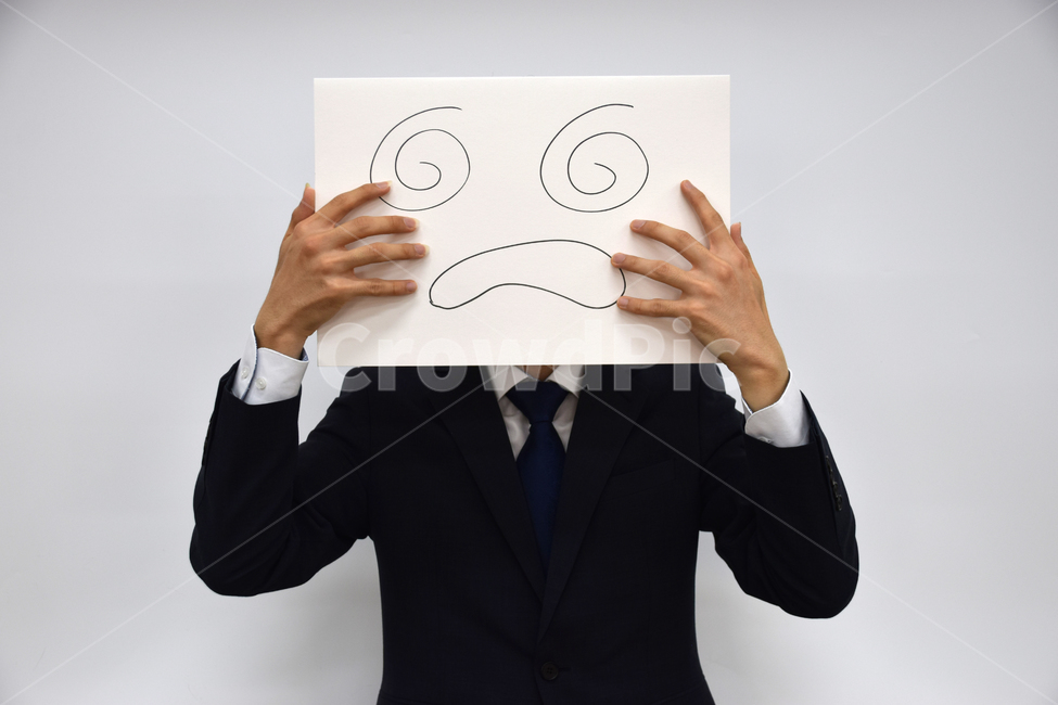 종이얼굴,사업,이모티콘,소통,생활,비지니스,모자이크,스케치,비즈니스,남자,남성,사람,얼굴,표정,의사소통,가면,마스크,종이,표현,감정,일상,직장,놀람,스트레스,회사,신입,사원,어지러움,만취,음주,사람,인물,인간,human,person,얼굴표정,facial expression,face,감정표현,기분,feeling,emotion,비즈니스,사업,business,service,work,연출,컨셉,콘셉,direction,concept