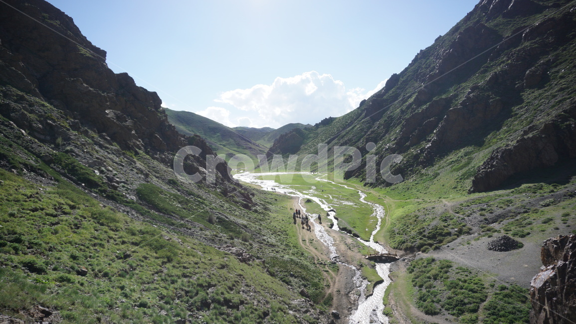 열링암,mongolia,몽골,풍경,landscape,mountain,협곡,자연,풍경,nature,landscape,해외,외국,세계,foreign,oversea,world,세계자연풍경,해외자연풍경,외국자연풍경,world nature landscape,사람들,대중,군중,other people,crowd,outdoors,옥외,산,valley,골짜기