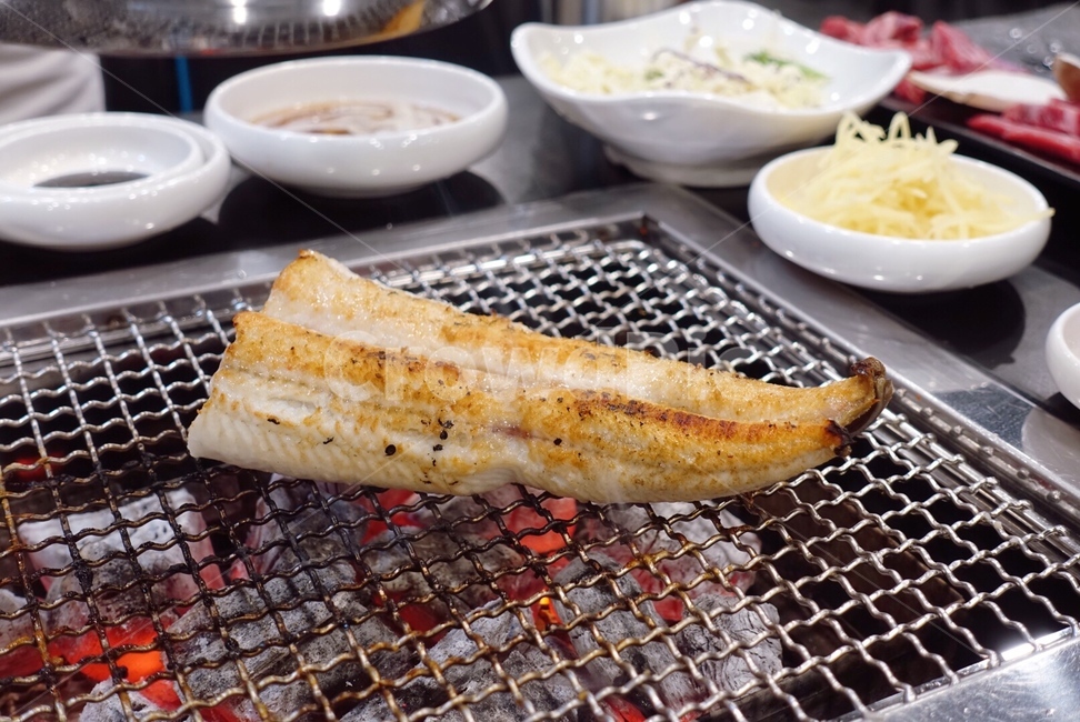 장어,음식,보양음식,장어구이,외식,음식,식재료,요리,food,cook,meal,dishes,food reserves,수산물,해산물,fishery products,seafood,한식,한국음식,한국요리,korean food,korean dishes,korean meal,korean cook