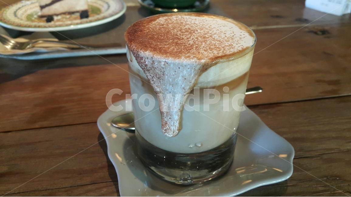 카페,비엔나커피,커피,분위기,coffee,cafe,크림,시나몬가루,시나몬파우더,시나몬,커피,카페,coffee,cafe