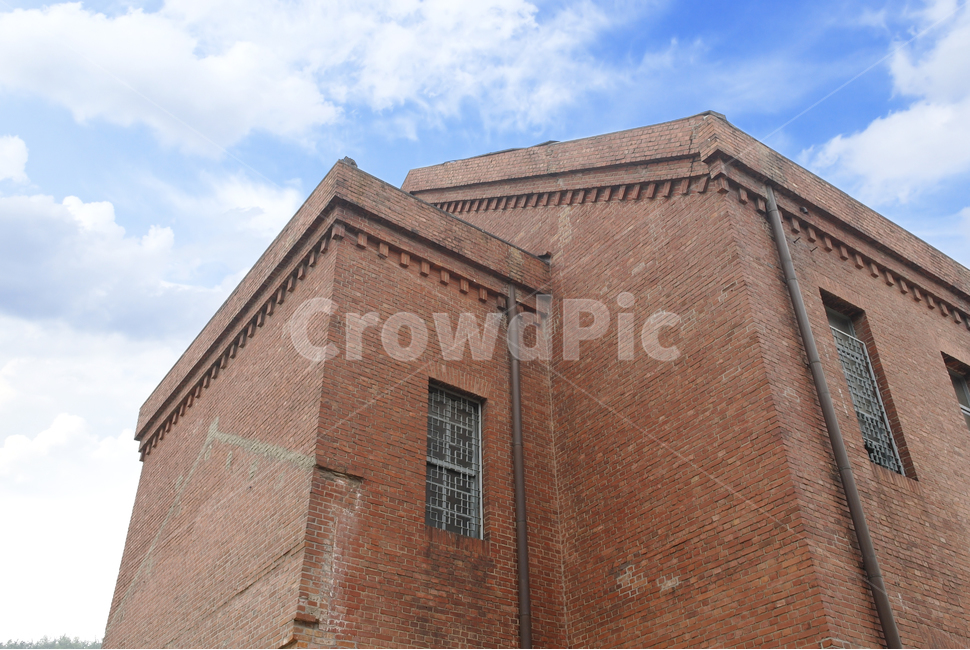 sky,Building exterior,exterior,jail,building,korea,Independent,land mark,window,brick,Korean attractions,landmark,prison,Seodaemun Prison