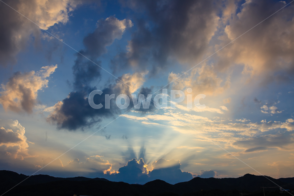 강렬한,구름,노을,시간,다음날,죽음,생명,빛,자연,풍경,nature,landscape,weather,날씨,outdoors,옥외,cloud,sky,하늘,cumulus,적운