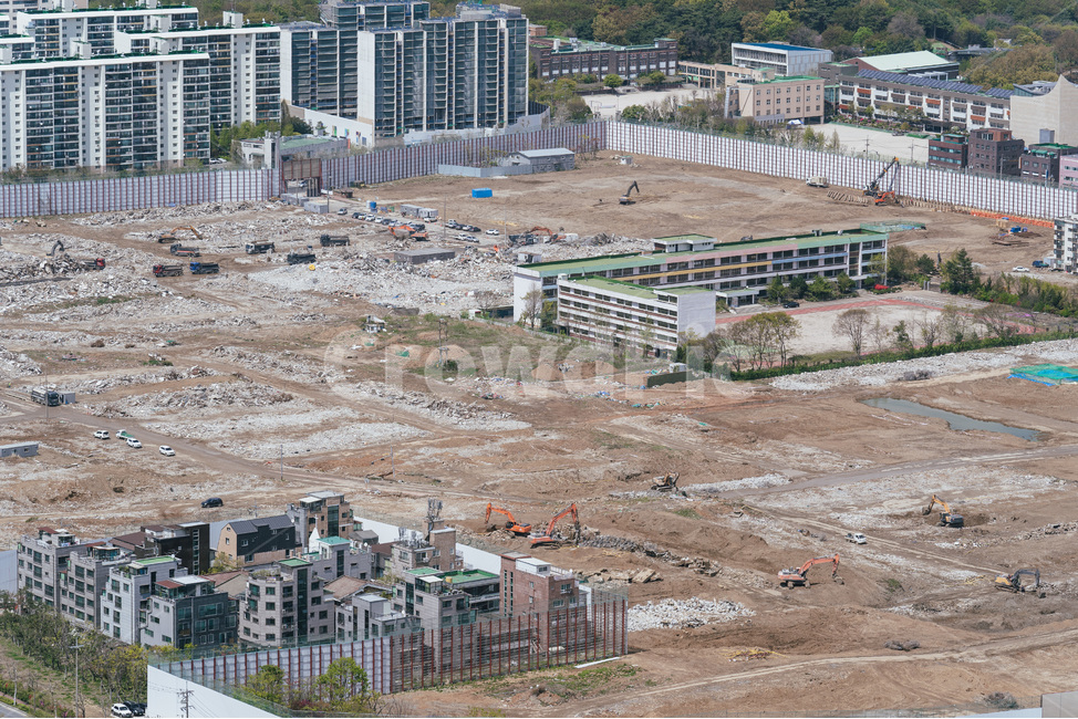 redevelopment,Gaepodong,city,real estate,construction site,building,Gangnam,reconstruction,construction,Jugong Apartment,apartment