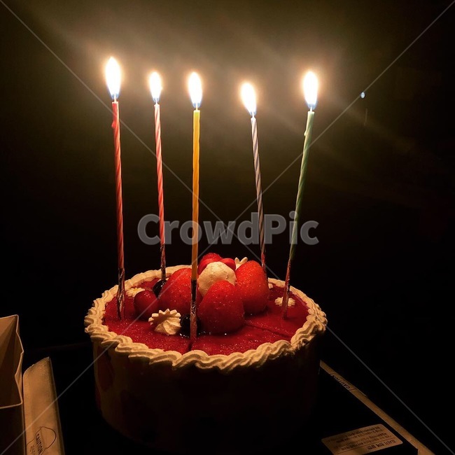 케이크,음식,food,딸기,촛불,cake,생일,birthday,디저트,기념일,축하,anniversary,congratulation,celebrate,celebration
