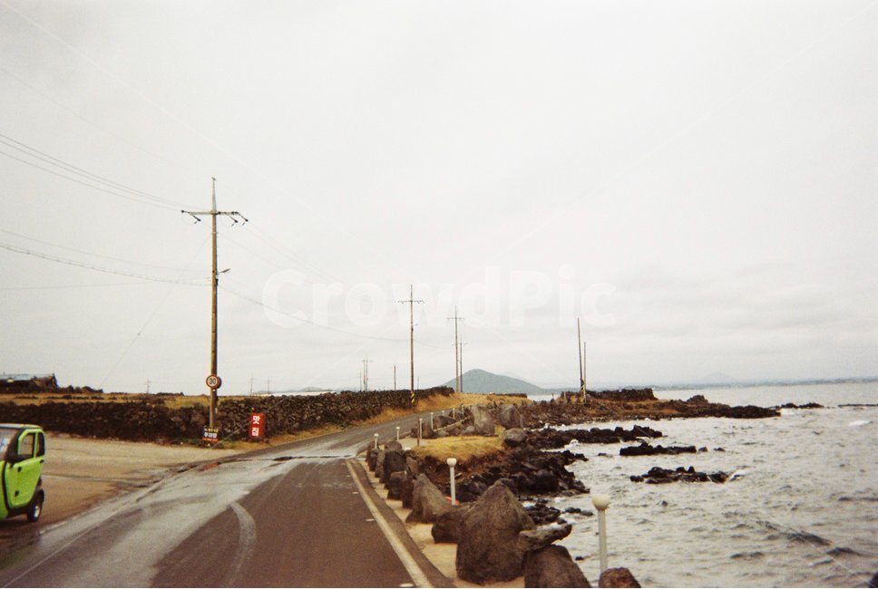 필름,film,아날로그,analog,감성사진,감성,제주도,바다,제주,시골,시골풍경,시골마을,우도,자연,풍경,nature,landscape,해변,바다,beach,sea,감성,sensible,feeling,road,도로