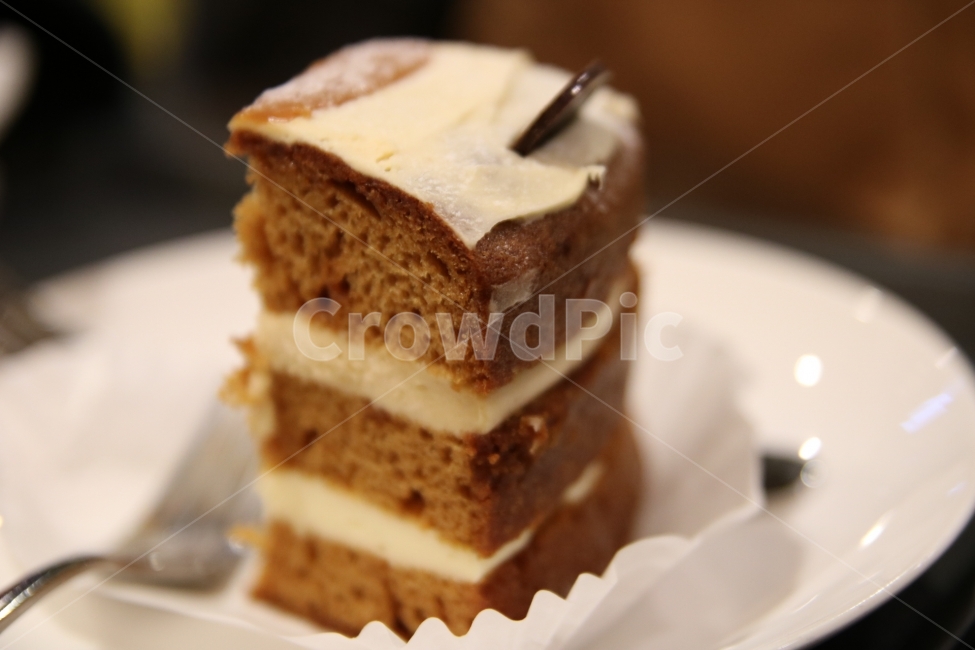 케이크,조각케이크,디저트,dessert,cake,캬라멜케이크,치즈,치즈케이크,까페,까페디저트,cafe,coffee,caramel,음식,식재료,요리,food,cook,meal,dishes,food reserves,빵,bread,디저트,간식,후식,dessert,snack,감성,sensible,feeling