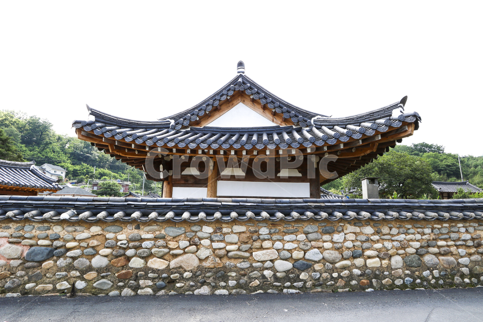 한옥,한국,전통,기와,돌담,지붕,배경,백그라운드,한국전통,한국문화,korean traditional,korean culture,건축물,건물외관,exterior,building,structure,architecture,construction