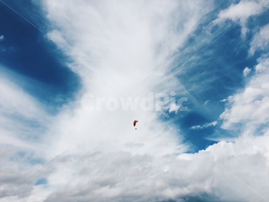 감성,감성사진,하늘,비행,페러글라이딩,자유,날개,행복,구름,바람,인물,blue,sky,감정,기분,상황,뭉개구름,자연,자연,풍경,nature,landscape,스포츠,레저,운동,sports,leisure,exercise,adventure,모험,leisure activities,레저 활동,gliding,활공