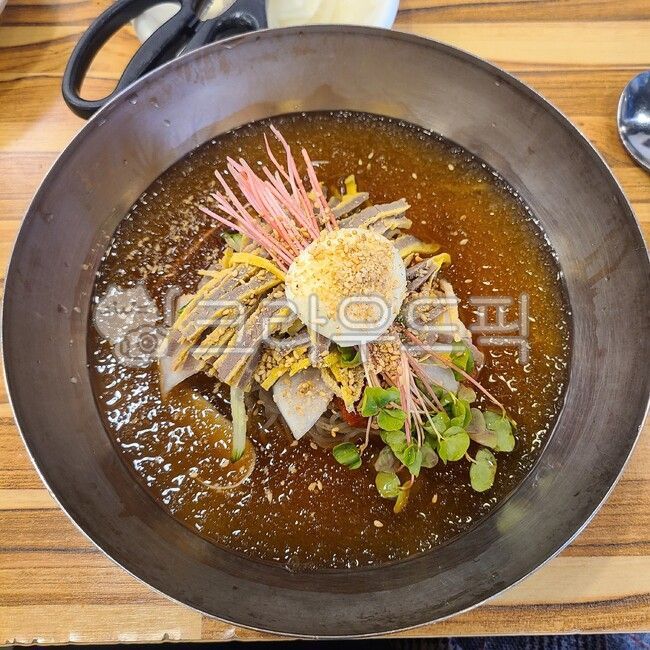 냉면,여름,계절,물냉면,비빔냉면,맛집,음식,요리,food,식사,bowl