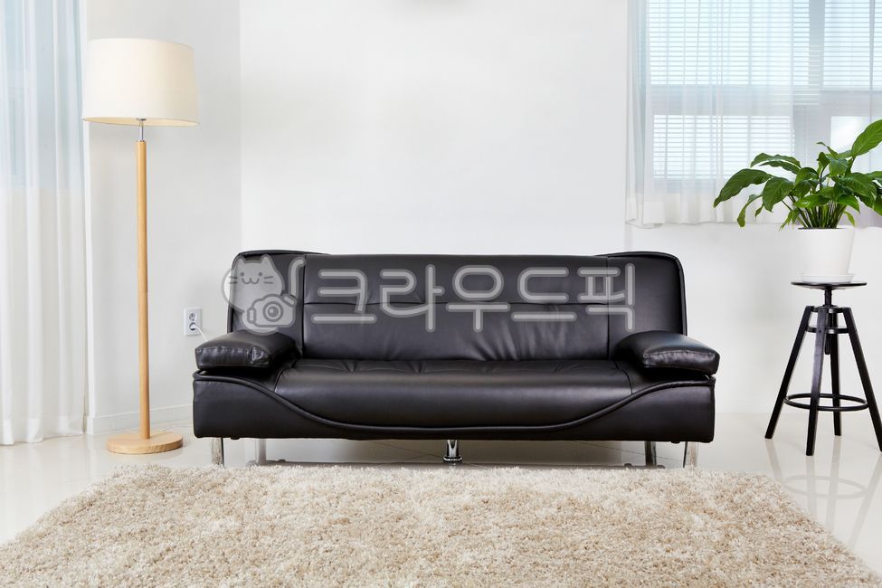 인테리어,이불,소파,원목소파,가죽소파,창가,창문,원룸,바닥,거실,나무,식물,화초,화분,렌탈스튜디오,햇살,현대식건축,편안하다,안락한,인테리어디자인,bed,interior,pillow,curtain,window,light,lamp,room,studio,floor,livingroom,rentalstudio,sunshine,modernarchitecture,comfort,interiordesign,indoors,실내,옥내,방,침실,flooring,couch,가구,furniture,인테리어,실내디자인,interior design