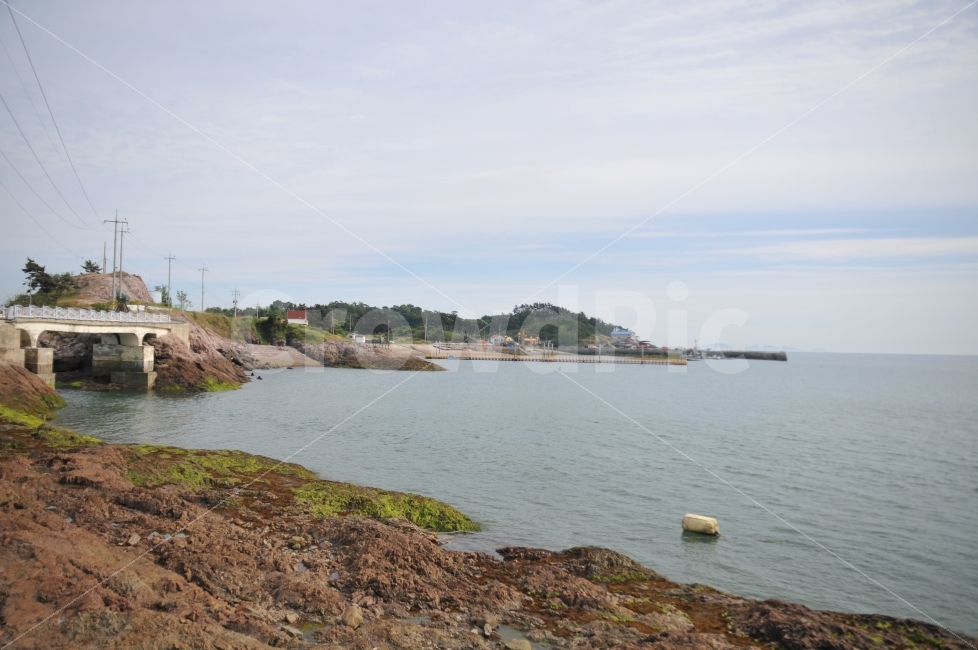 섬,바다,다리,풍경,오후,자연,풍경,nature,landscape,시골,마을,country,rural,town,outdoors,옥외,land,땅,water,물,shoreline,해안선,ocean,대양,sea,coast,연안