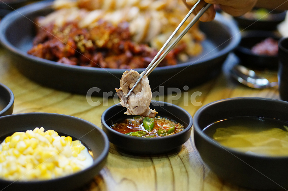 족발,양념족발,반반족발,왕족발,매운양념족발,새우젖,식사,요리,food,meal,dish,음식,식재료,요리,food,cook,meal,dishes,food reserves