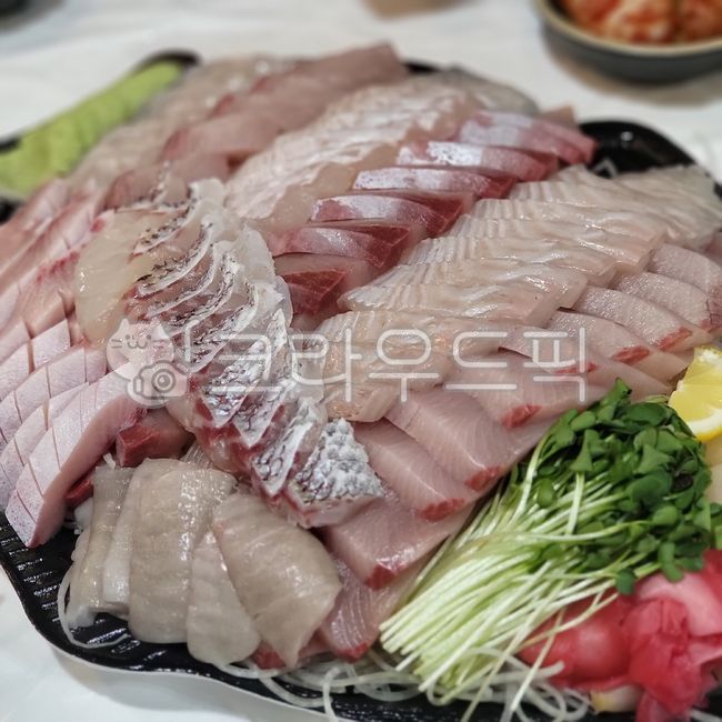 음식,food,회,방어,방어회,대방어,대방어회
