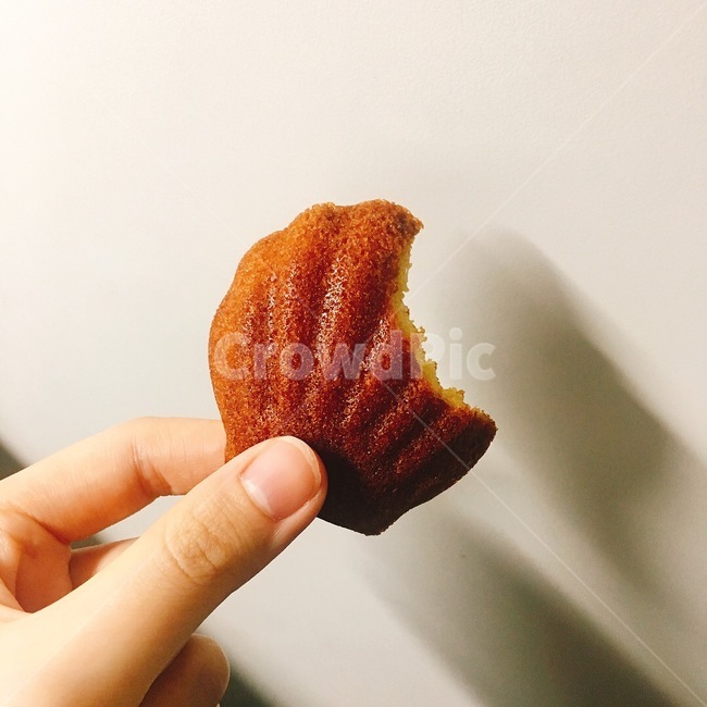 마들렌,감성,빵,구움과자,디저트,한입베어문,달콤,맛있는,madeleine,음식,식재료,요리,food,cook,meal,dishes,food reserves,디저트,간식,후식,dessert,snack