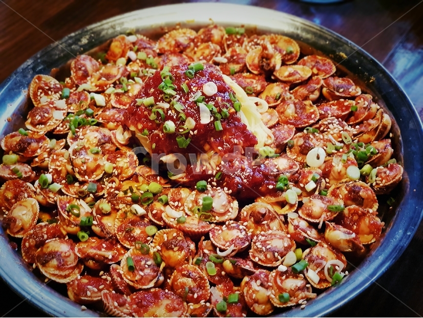 음식,식재료,요리,음식사진,food,foodporn,근접사진,꼬막,꼬막무침,소면,한국요리,korea,koreanfood,벌교,고추장,술안주,shell,음식,식재료,요리,food,cook,meal,dishes,food reserves,한식,한국음식,한국요리,korean food,korean dishes,korean meal,korean cook