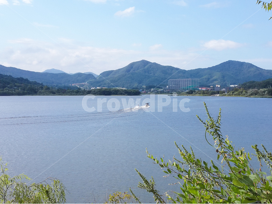 신정호수,수상스키,저수지,구름,풍경,자연,풍경,nature,landscape,한국자연풍경,한국자연경관,korea nature landscape,스포츠,레저,운동,sports,leisure,exercise,water,물,outdoors,옥외,land,땅