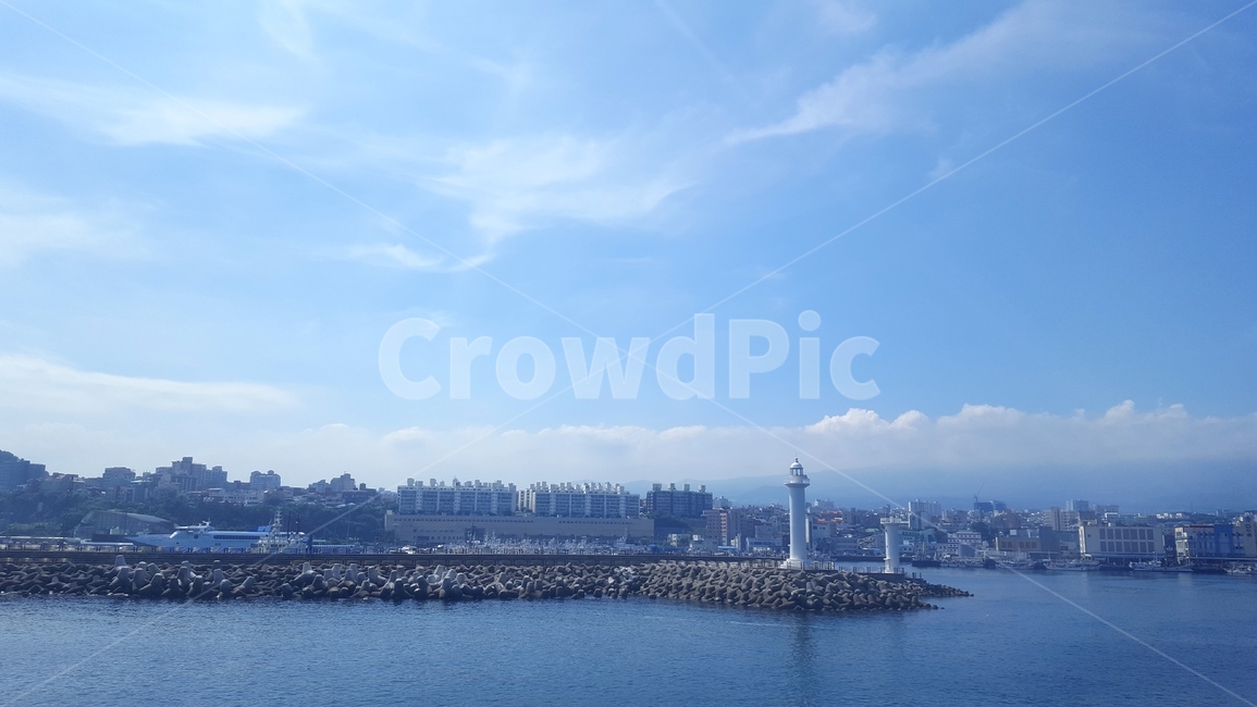 제주도,항구,하늘,등대,맑은하늘,시원한,국토대장정,바다,도시,구름