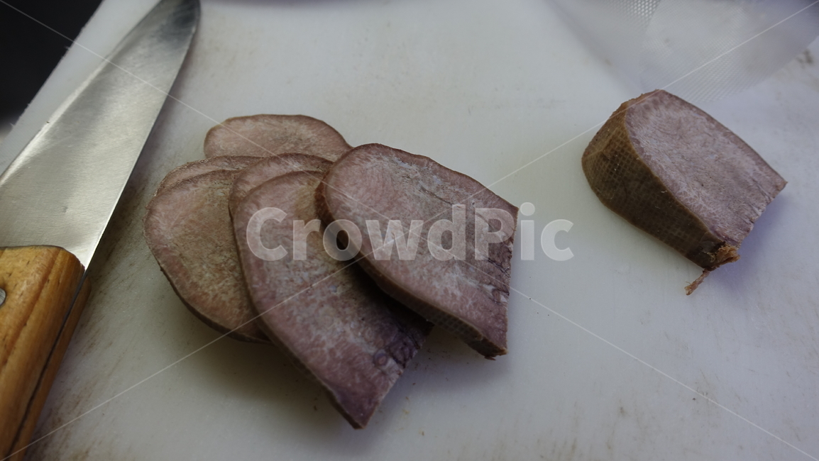 한우,음식,food,meal,dish,규탕,tongue,소혀,칼,식칼,우설