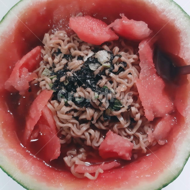 수박,음식,과일,메밀국수,수박메밀,watermelon,fruit,buckwheatnoodles,여름