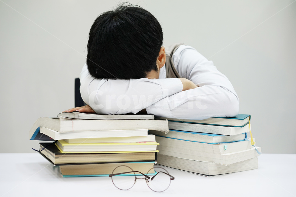 수능,교육,학생,교복,시험,강의,수업,고등학생,고3,남고생,남자고등학생,남고,수능시험,기말고사,중간고사,모의고사,exam,quiz,test,학업,공부,남자,남학생,사람,인물,인간,human,person,얼굴표정,facialexpression,face,남성,man,male,학교,education,learning,study,schoo,사람,인물,인간,human,person,남성,남자,man,male,교육,학교,공부,education,learning,study,school