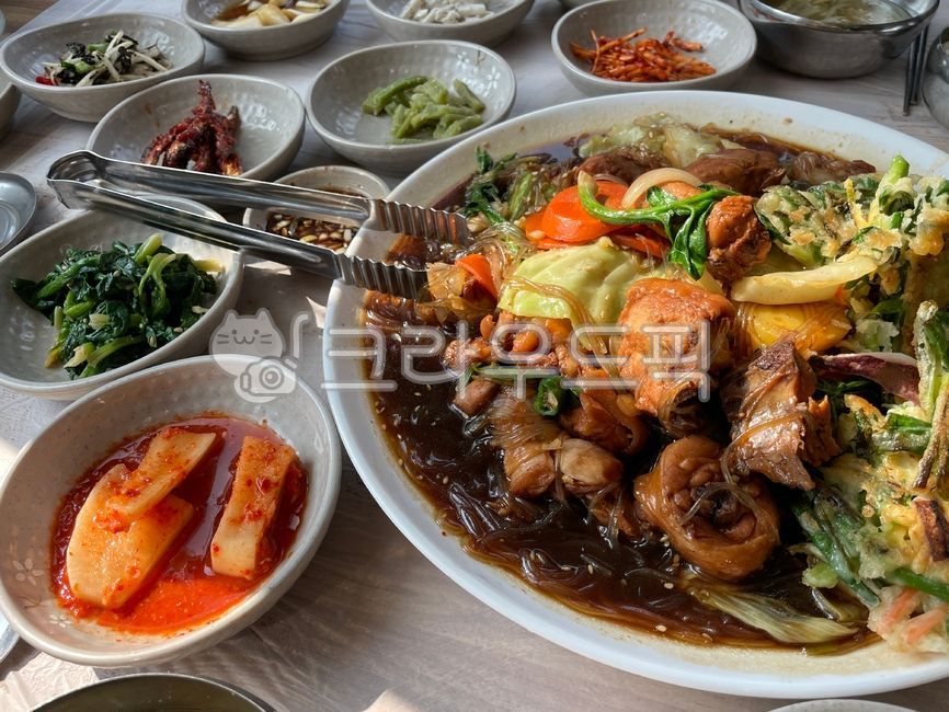 food,meal,brunch,닭,찜닭,간장찜닭,안동찜닭