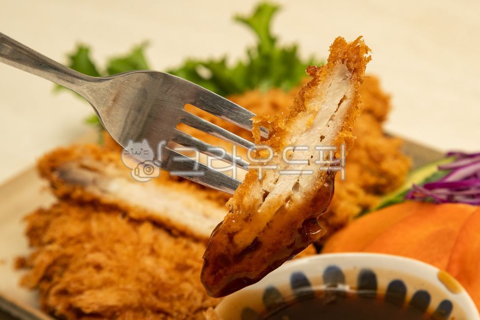 돈까스,튀김,돼지고기,경양식,양식,돈카츠