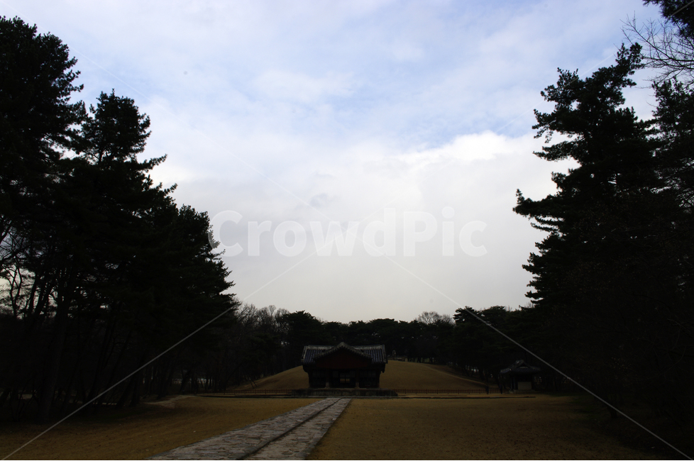 왕릉,풍경,한국,세계문화유산,전각,하늘,전통,릉,한국전통,한국문화,korean traditional,korean culture,랜드마크,landmark,tourist attraction,한국랜드마크,한국관광지,한국명소,korea landmark,korea tourist attraction
