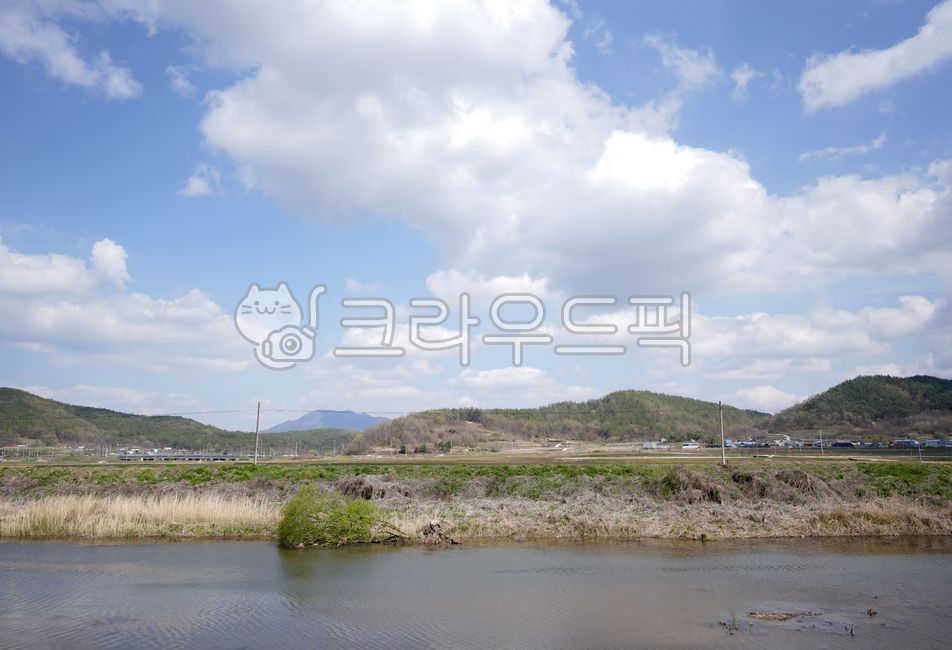 sky,cloud,Town,nature,countryside,riverside,country road,water