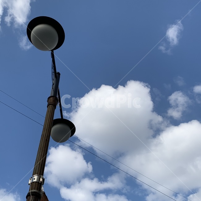 가로등,하늘,구름,sky,cloud,파란