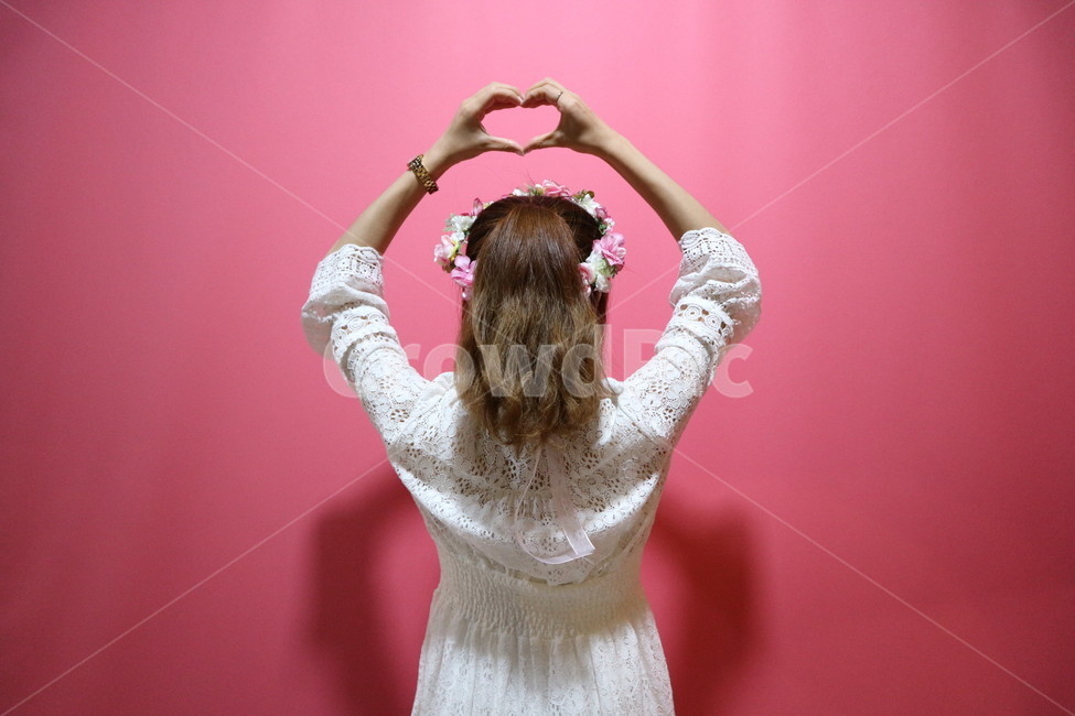 여자,하트,뒷모습,여자뒷모습,사람,인간,human,person,girl,사람,인물,인간,human,person,여성,여자,woman,female,lady