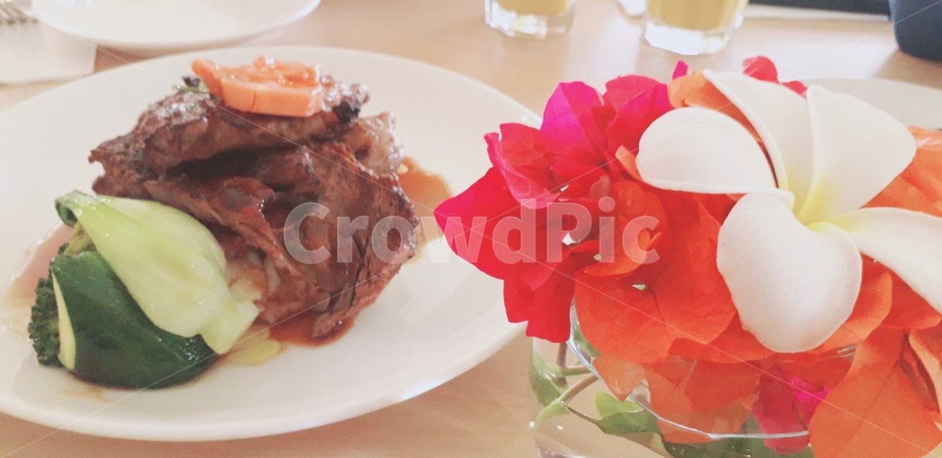 스테이크,플레이팅,꽃,스테이크플레이팅,괌,소고기,돼지고기,탁자,음식