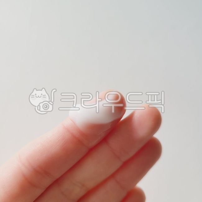 Moisturizing cream,cream,cosmetic,moisture,cosmetics