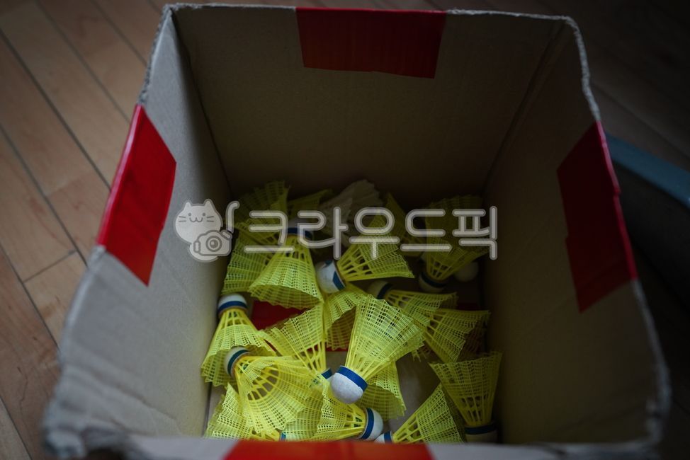 배드민턴,스포츠,sports,셔틀콕,도구,운동,박스,상자