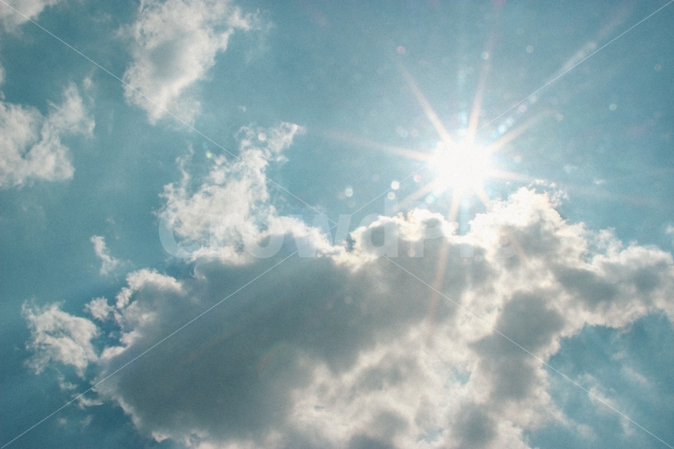 구름,해,햇살,하늘,맑음,감성,색감,자연,풍경,nature,landscape,여름,계절,summer,season,감성,sensible,feeling,flare,플레어,light,빛,sunlight,햇빛,outdoors,옥외