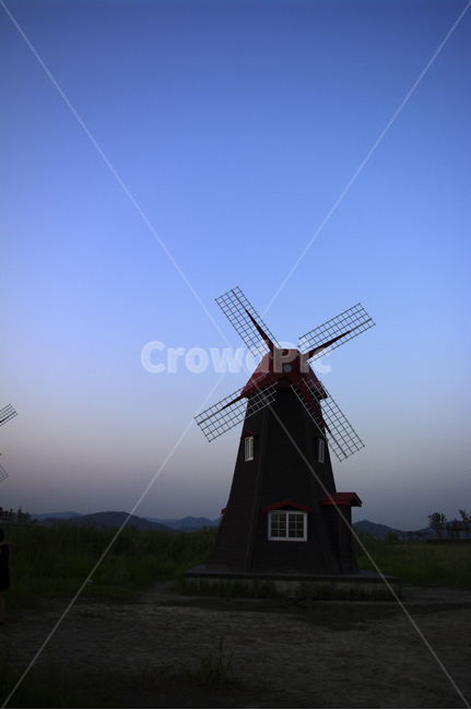 풍차,하늘,공원,노을,color,건축물,건물외관,exterior,building,structure,architecture,construction