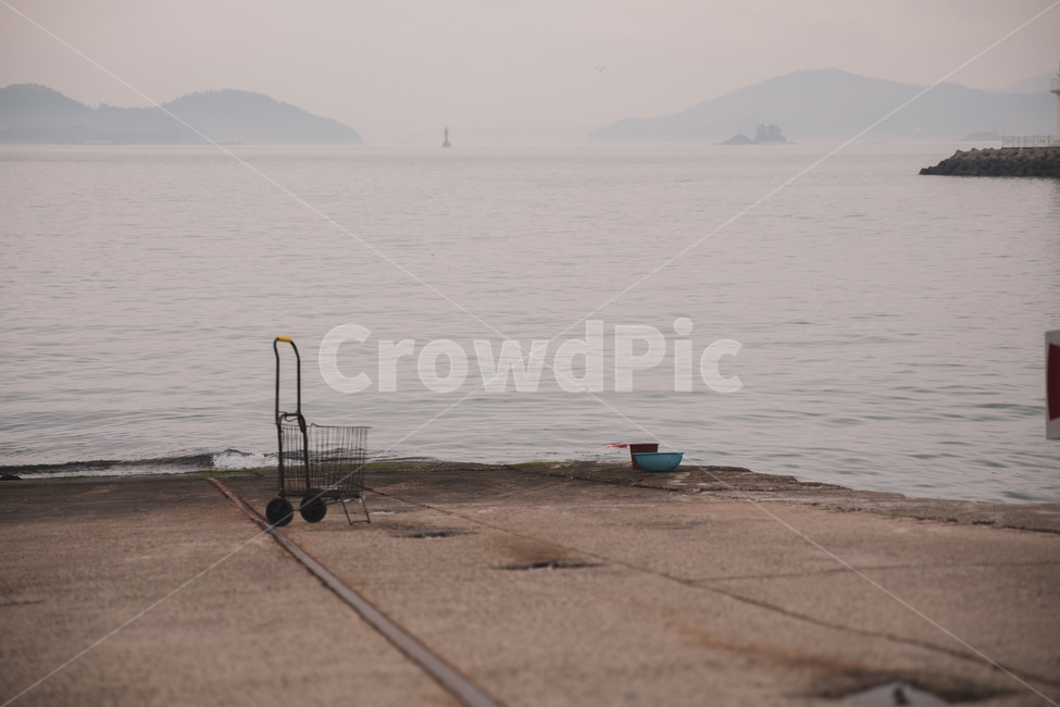 삼천포,바다,사천바다,손수레,안개,스냅,일상,자연,풍경,nature,landscape,감성,sensible,feeling