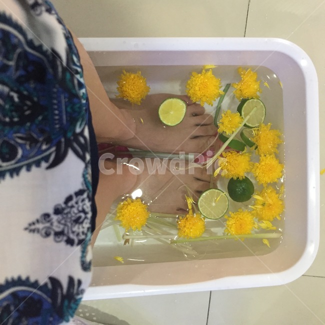 족욕,마사지,휴가,레몬,라임,꽃,노랑,발,발씻기,상큼,시원,테라피