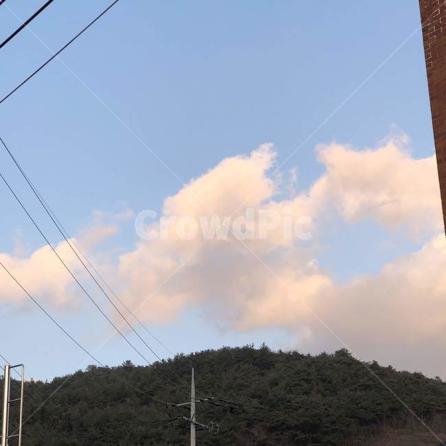 cable,electrictransmissiontower,케이블,powerlines,전력선,송전탑,자연,nature,구름,낮
