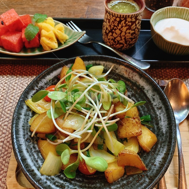 dish,요리,food,음식,meal,식사,cook,해외음식,해외,foreignfood,foreigndish,foreignmeal,foreigncook,oversea,식재료,bread,과일,fruit,수박,파인애플,요거트,yogurt,watermelon,pineapple,bagel,치앙마이,chiangmai,태국,thailand,감자,샐러드,potato,salad