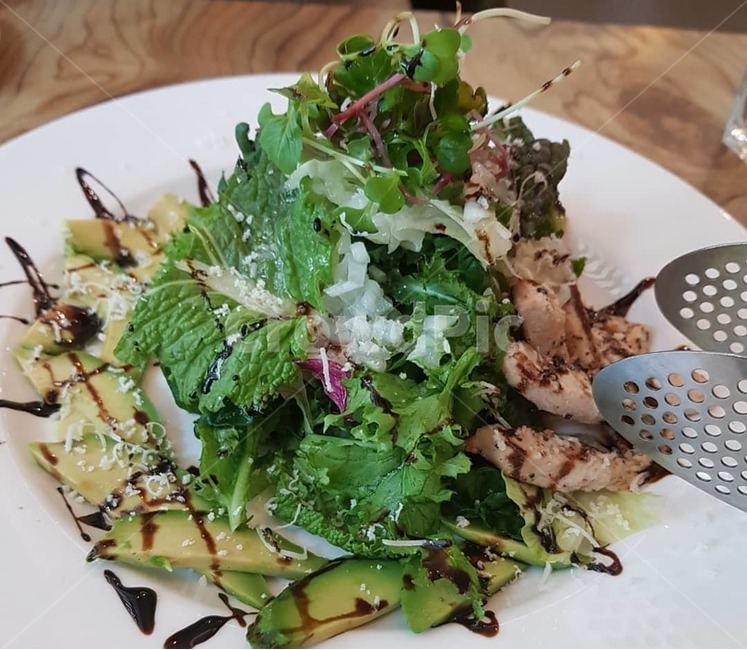 샐러드,닭가슴살샐러드,건강한음식,채소,야채,이탈리안푸드,건강한식사,맛,맛의조화,컬러조합,chickensalad,healthfood,건강,헬스웨어,헬스케어,healthware,health care,음식,식재료,요리,food,cook,meal,dishes,food reserves