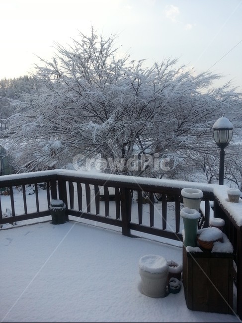 눈,거리,집,추억,풍경,겨울,계절,winter,season,자연,풍경,nature,landscape,railing,난간,handrail,banister,outdoors,옥외