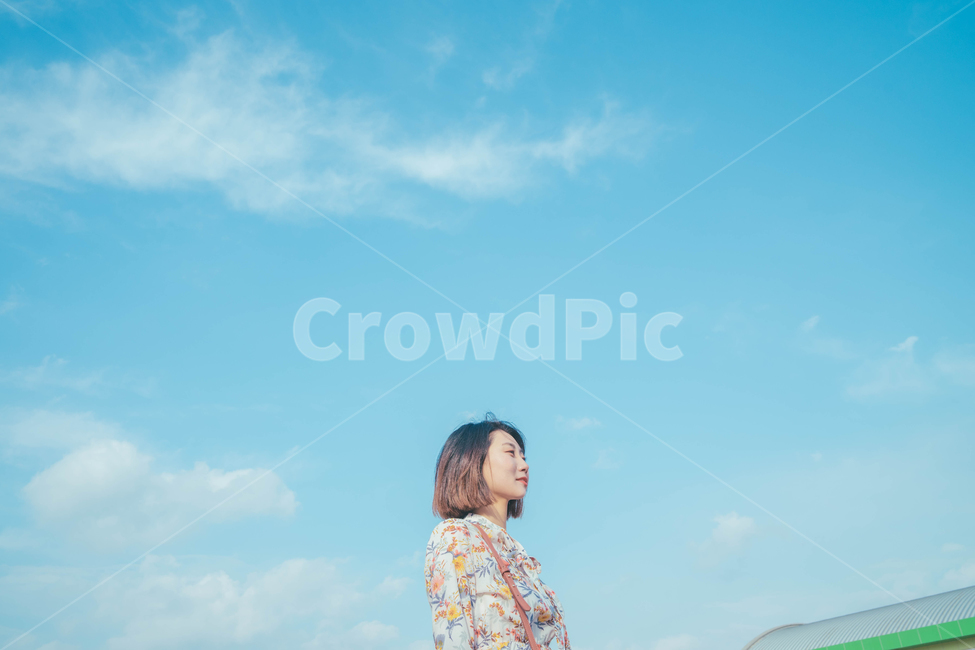 인물,소녀,하늘,풍경,구름,날씨,감성사진,portrait,girl,sky,emotion,사람,인물,인간,human,person,여성,여자,woman,female,lady,감성,sensible,feeling