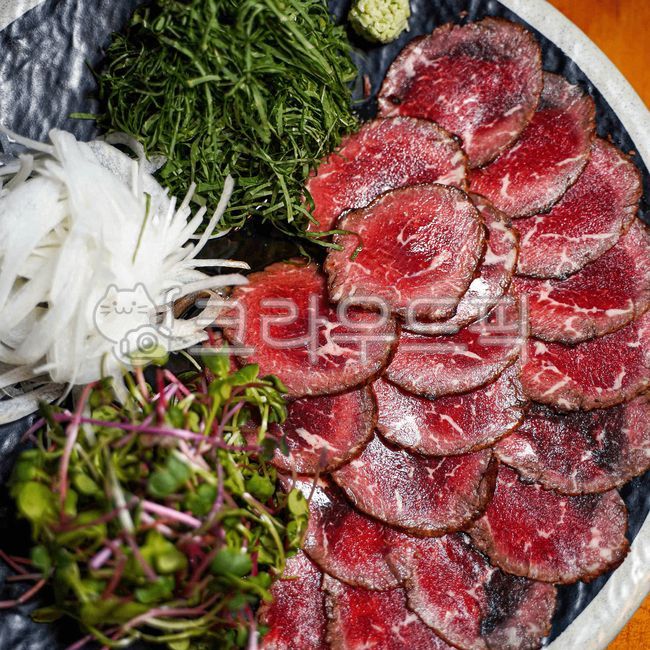 tataki,meat,Beef tataki,food