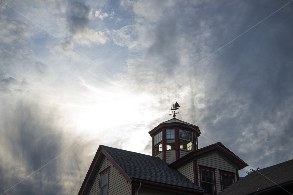 노을,집,지붕,일몰,하늘,구름,sunset,roof,rooftop,sky,clouds,tops,town,village,usa