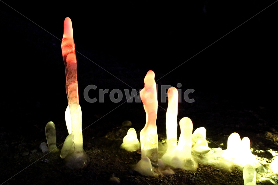 불빛,고드름,얼음,겨을,계절,역고드름,야경,밤,풍경,nightscape,night,landscape,candle,양초